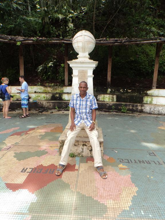 Jardim Botanico Me-Zochi Hotel Sao Tome Bagian luar foto